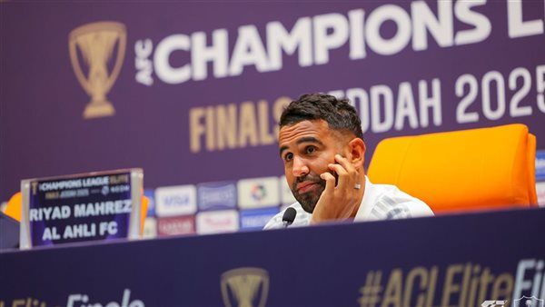 الهلال يستفسر عن استعارة رياض محرز في المونديال