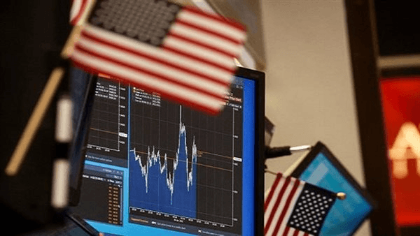 توقعات بخفض الفائدة الأمريكية في يوليو بعد بيانات وظائف قوية