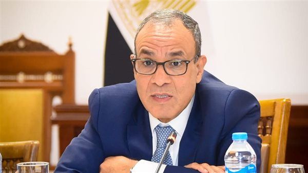 عبدالعاطى: مصر تعمل على توطين صناعة الدواء المصرى فى بنين