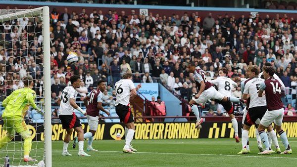 أستون فيلا يتغلب على فولهام ويتمسك بفرصة التأهل الأوروبى