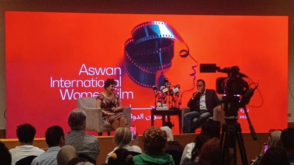 مهرجان أسوان الدولي لأفلام المرأة يكرم النجمة لبلبة ويستعرض مشوارها الفني