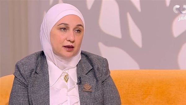 أرملة الشهيد العميد أركان حرب عادل عبدالحميد تكشف موقفًا مؤثرًا لطفلها بعد استشهاد والده