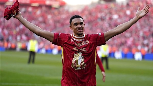 زميله السبب.. مشاركة أرنولد مع ريال مدريد في المونديال "مهددة"
