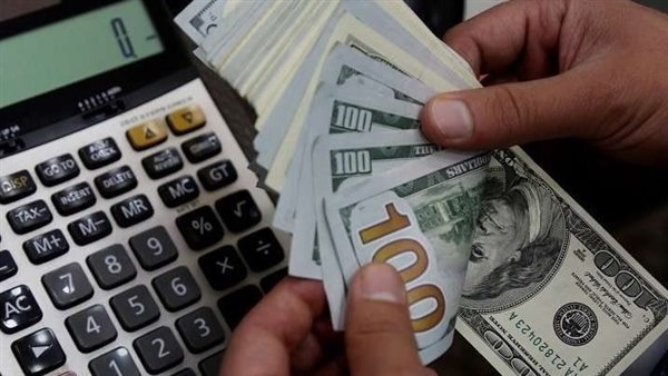 تحديث صباح الاثنين.. سعر الدولار مقابل الجنيه بالبنوك المصرية