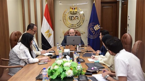 رئيس هيئة الدواء يعقد اجتماعا افتراضيا مع نظيره الزامبي لدفع عجلة التعاون