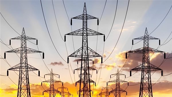 كهرباء عابرة للحدود.. أوروبا تمول مشروع الربط بين مصر واليونان