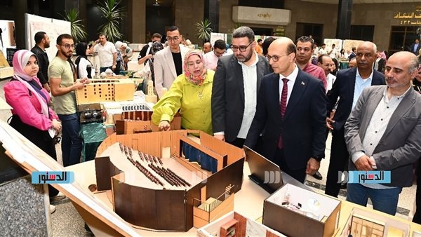 رئيس جامعة أسيوط يفتتح المعرض الفني السنوي بكلية الفنون الجميلة