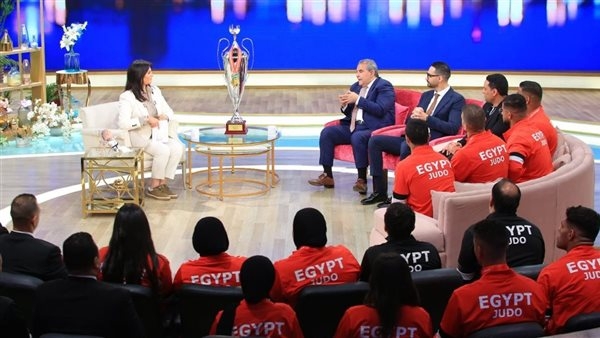 كواليس لقاء منى الشاذلي بأبطال منتخب مصر للجودو احتفالا ببطولة إفريقيا للكبار (صور)