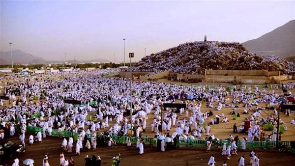 كم تبقى على عيد الأضحى 2025؟.. موعد رؤية هلال ذي الحجة وتفاصيل الوقفة والعيد