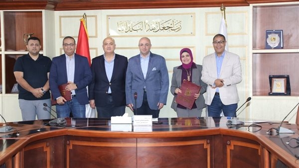 محافظ بني سويف يشهد توقّيع بروتوكول لتطوير وحدات العناية المركزة بمستشفى الصدر
