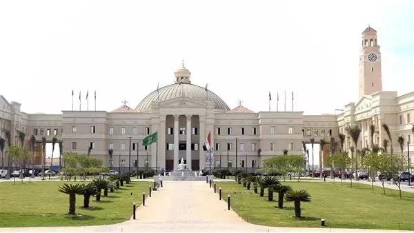 التقديم في جامعة القاهرة الأهلية 2025: شروط القبول والمصروفات والبرامج المتاحة