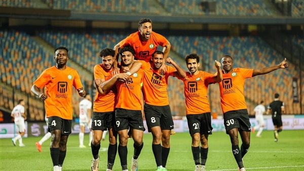 البنك الأهلي يتقدم بهدفين نظيفين على يراميدز في صراع القمة