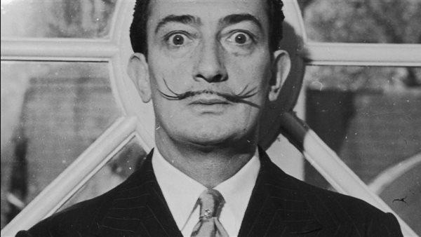 سلفادور دالى.. 121 عامًا على ميلاد "سيد السريالية"