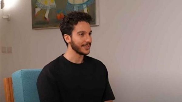 نور النبوي يتجاهل أزمة "دهس مواطن" ويعلق برحلة نيلية