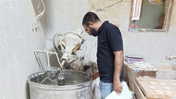 التحفظ على مواد غذائية وعصائر منتهية الصلاحية ببني سويف