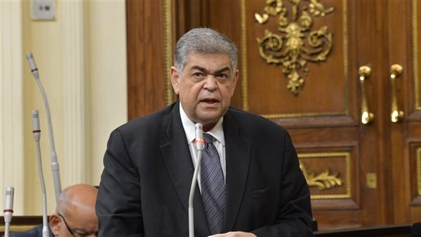 رئيس صحة النواب: قانون الصيدلة يحتاج لتغيير شامل.. وتعديل "فارما دي" ضرورة عاجلة