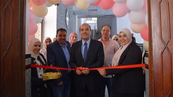 رئيس جامعة العريش يفتتح معرض "الإبداع الدائم" لطالبات التربية قسم رياض أطفال
