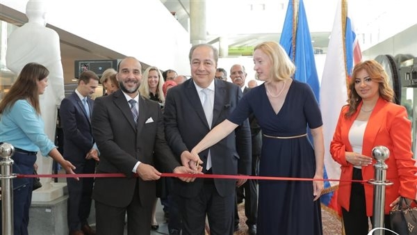 افتتاح معرض "الزينة في القرن الحادي والعشرون" بمكتبة الإسكندرية