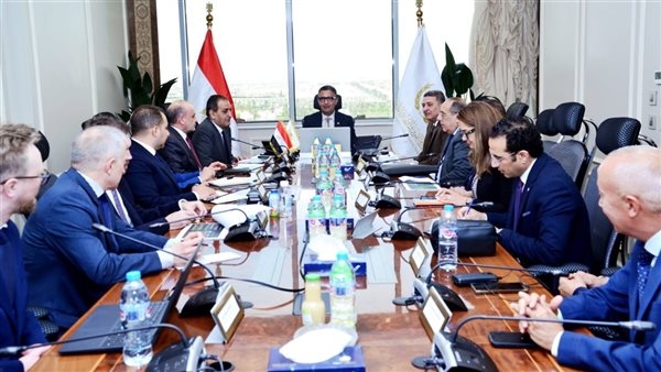 وزير التموين يترأس اجتماعًا موسعًا لمناقشة نظم تتبع السلع الأساسية