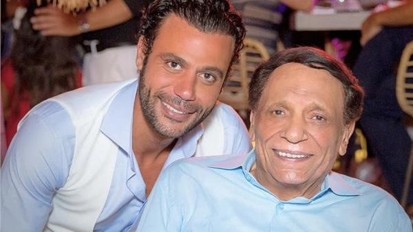 محمد إمام مهنئًا والده في عيد ميلاده: كل سنة وانت أنجح فنان في التاريخ