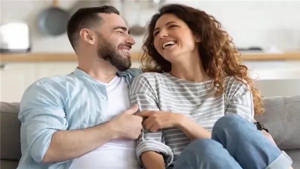 استشاري نفسي: العلاقة الزوجية شراكة تقوم على التفاهم وليست ساحة للانتصار أو الهزيمة