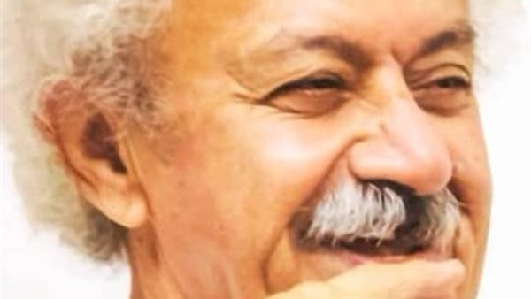 المخرج أحمد فؤاد درويش في ضيافة ورشة الزيتون الأدبية.. الليلة