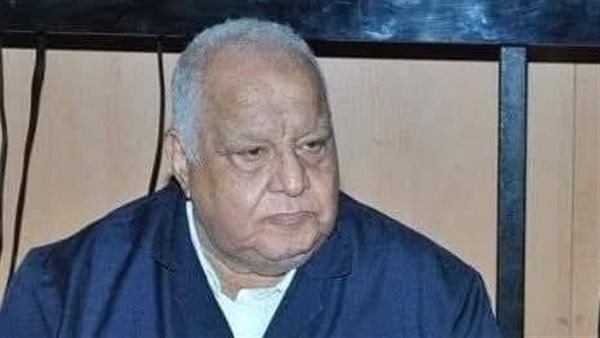 نجل الكاتب الكبير مصطفى نصر: والدي يتلقى رعاية صحية كاملة وحالته تحسنت كثيرًا (خاص)
