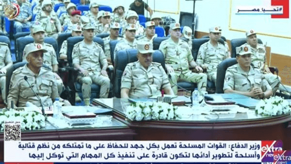 وزير الدفاع: القوات المسلحة تعمل بكل جهد للحفاظ على نظمها وأسلحتها المتطورة (فيديو)