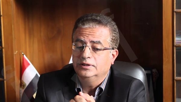 "الأطفال أكتر حد بيدفع التمن".. أستاذ طب سلوكي يحذر من هذا الأمر