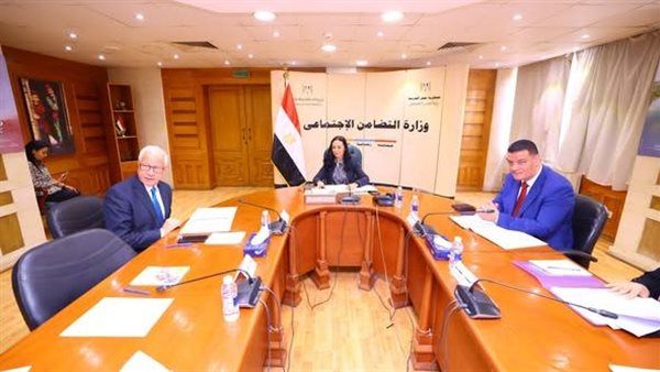 صرف أكثر من 12 مليون جنيه مساعدات لـ18 ألف أسرة أولى بالرعاية في 4 أشهر