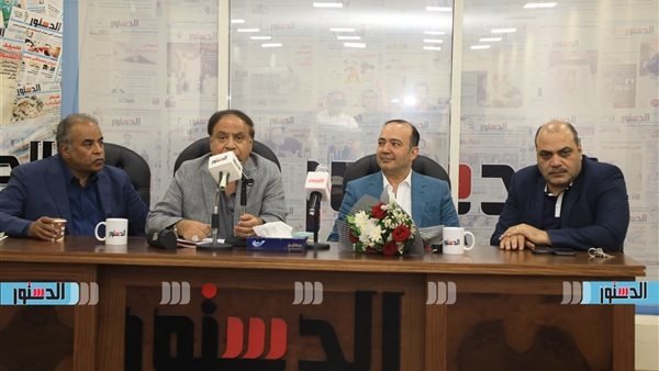 أحمد الشهاوي: عاطف عبيد تأخر كثيرا في نشر إبداعه
