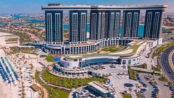 العلمين الجديدة عاصمة المصايف العربية 2025.. "السياحة" تنظم برنامج فني وترفيهي حافل