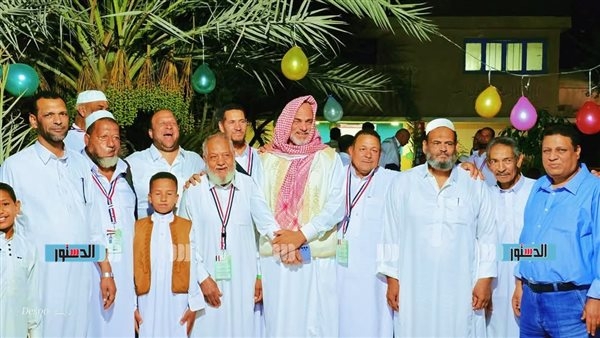 محافظ مطروح يهنئ حجاج الجمعيات الأهلية ويوجه بتقديم كافة التيسيرات لهم