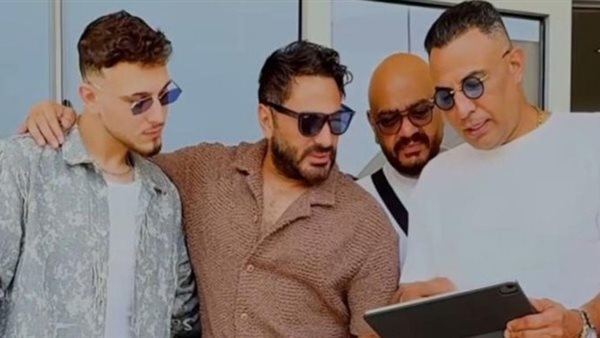 تامر حسنى يستعد لطرح ديو غنائى مع مطرب الراب السورى الشامى