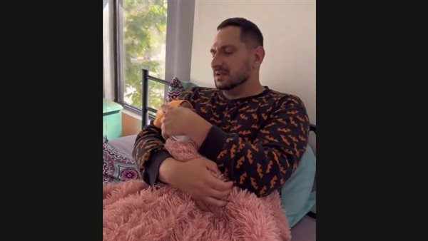 قصة أول رجل عربي حامل تنتهي بالموت.. من هو أحمد الفاتح؟
