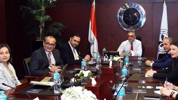 "بورنا" الكندية تُخطط لضخ استثمارات جديدة فى القطاع الصناعى بمصر