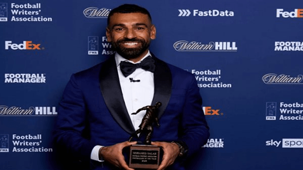 أحمد موسى يهنئ محمد صلاح بعد تتويجه بجائزة أفضل لاعب بالدوري الإنجليزي
