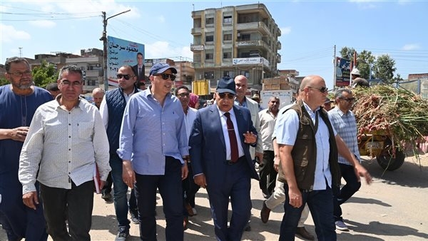 وزير الري: الالتزام الكامل ببرنامج تطهيرات الترع والمصارف