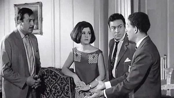 رشدى أباظة "مرسال غرام" بين أحمد رمزى وسعاد حسنى.. ما القصة؟