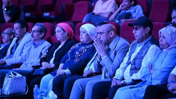 "لعنة إلسا" يفتتح عروض المسرح التوعوي بالإسماعيلية (صور)