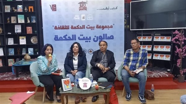 شاعر: كتاب "ولاؤهم للروح" اتبع أسلوبا خاصا في التعامل مع النص الشعري يبتعد عن التقليدية