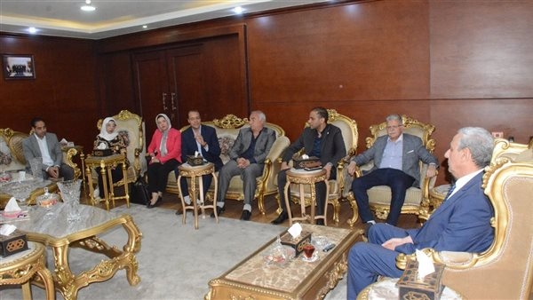 محافظ الغربية: صحة المواطن أولوية والتوسع في الوصول لأبعد قرية هدفنا الأول