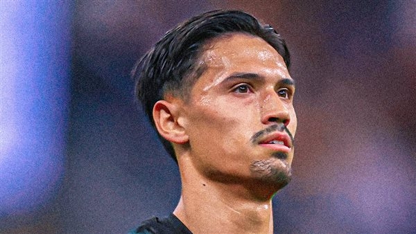 مانشستر سيتي يقترب من ضم الهولندي تيجاني رايندرز من ميلان