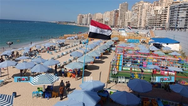 إجراءات مكثفة وخدمات متميزة.. شواطئ الإسكندرية تتجمل استعدادا لعيد الأضحى