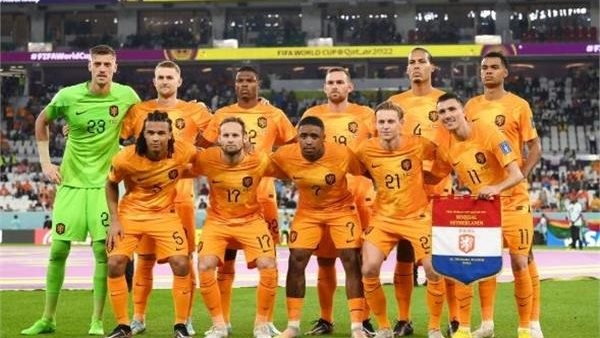 مشاهدة مباراة هولندا وفنلندا في تصفيات كأس العالم أوروبا بث مباشر الآن (فيديو)