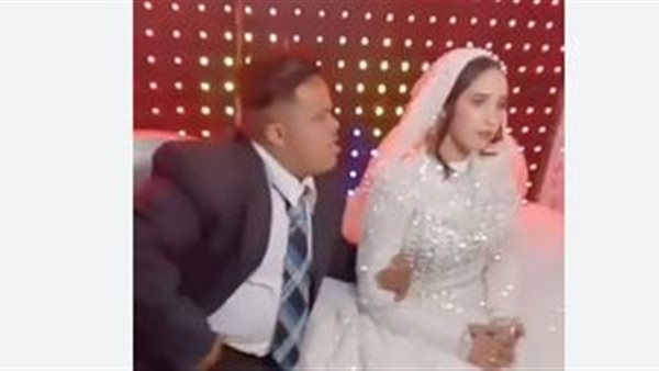 مفاجأة في قضية.. العروسة عمرها 15 سنة والنيابة تحتجز أولياء أمر العروسين (فيديو)