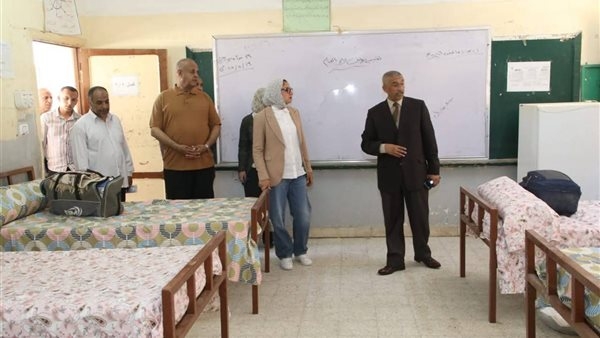 نائب محافظ الوادي الجديد تتابع جاهزية لجان واستراحات الثانوية العامة