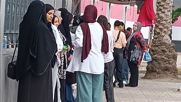 لطلاب الثانوية العامة 2025.. جدول الامتحانات ومواعيد المواد الأساسية