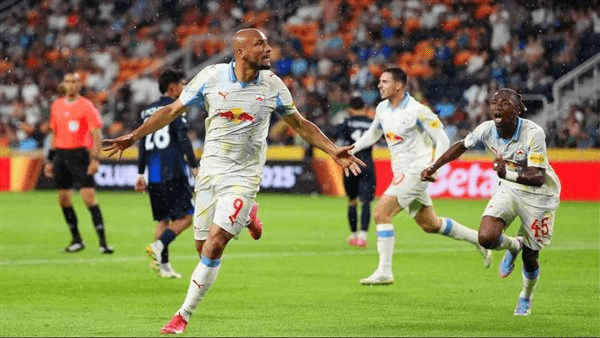 بعد انتهاء العاصفة.. سالزبورج يهزم باتشوكا فى كأس العالم للأندية