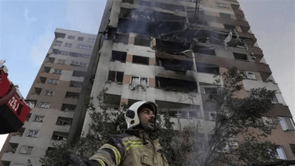 "إكسترا نيوز" تستعرض مشاهد لآثار دمار الصواريخ الإيرانية على تل أبيب (فيديو)